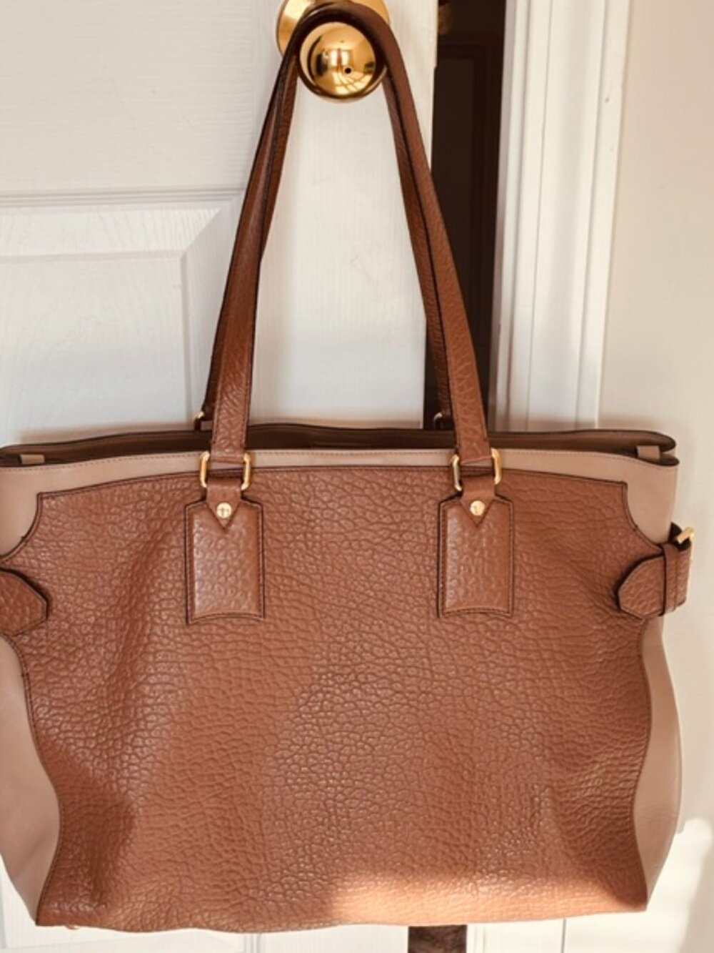 Authentic Pre Owned Burberry Clarborough Taupe/Brown Large Tote - Picture 2 of 14